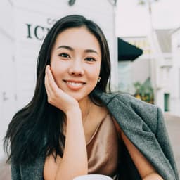 Tess Qiu - Biology & Life Sciences Specialist